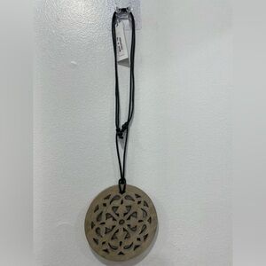 NWT Decouture Handcrafted Wooden Pendant Necklace with Adjustable Cord Boho Chic
